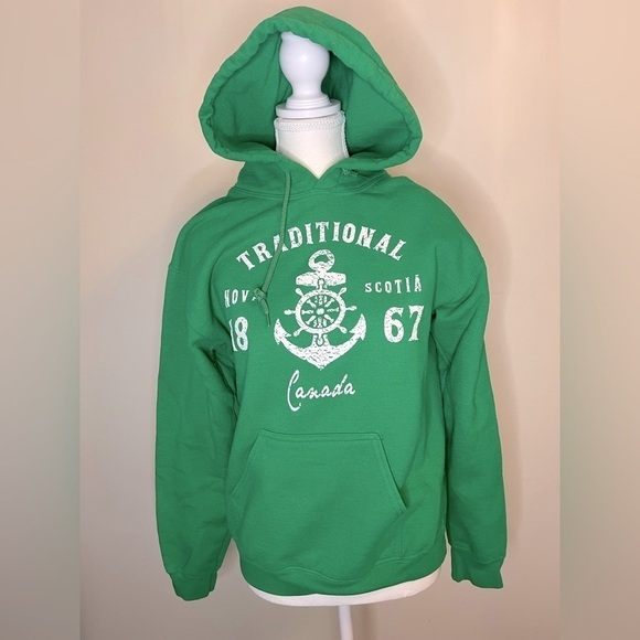 ⭐️ Green hoodie- small - Picture 4 of 7